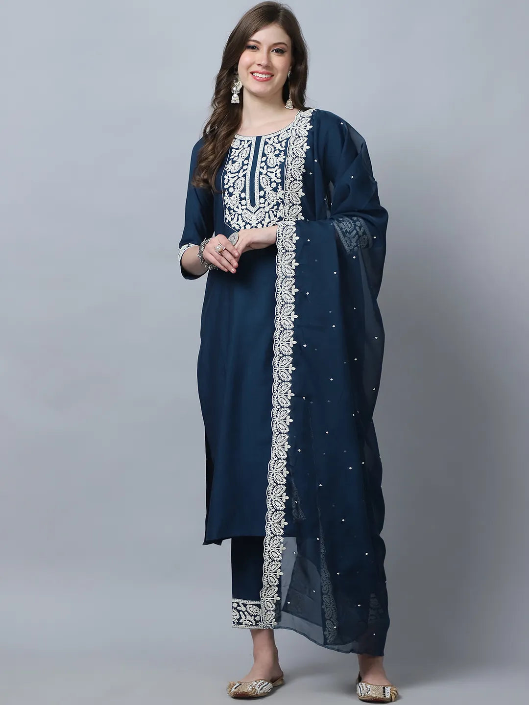 Morepeach Emboridery Work Silk Kurta Set