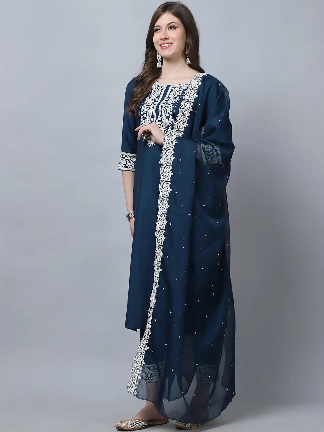 Morepeach Emboridery Work Silk Kurta Set