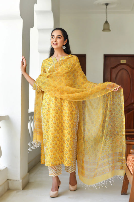 Yellow V-Neckline Full Block Print Suit