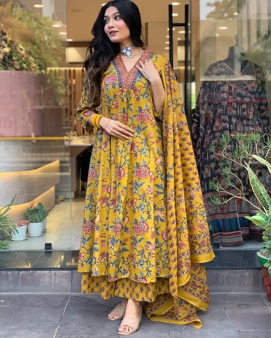 Yellow Motifs Mix Viscose V Neckline Kurta Set
