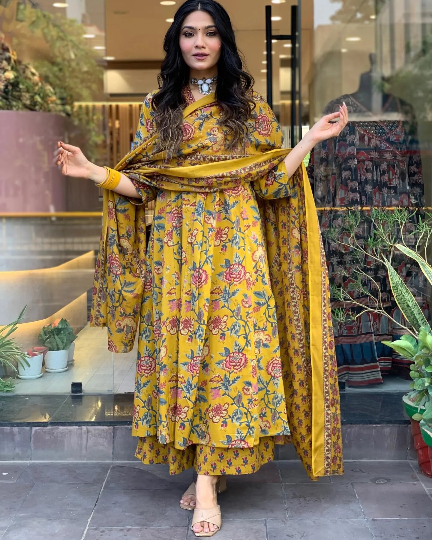 Yellow Motifs Mix Viscose V Neckline Kurta Set