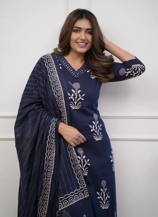 Blue Viscose V-Neck Digital Print Kurta Set