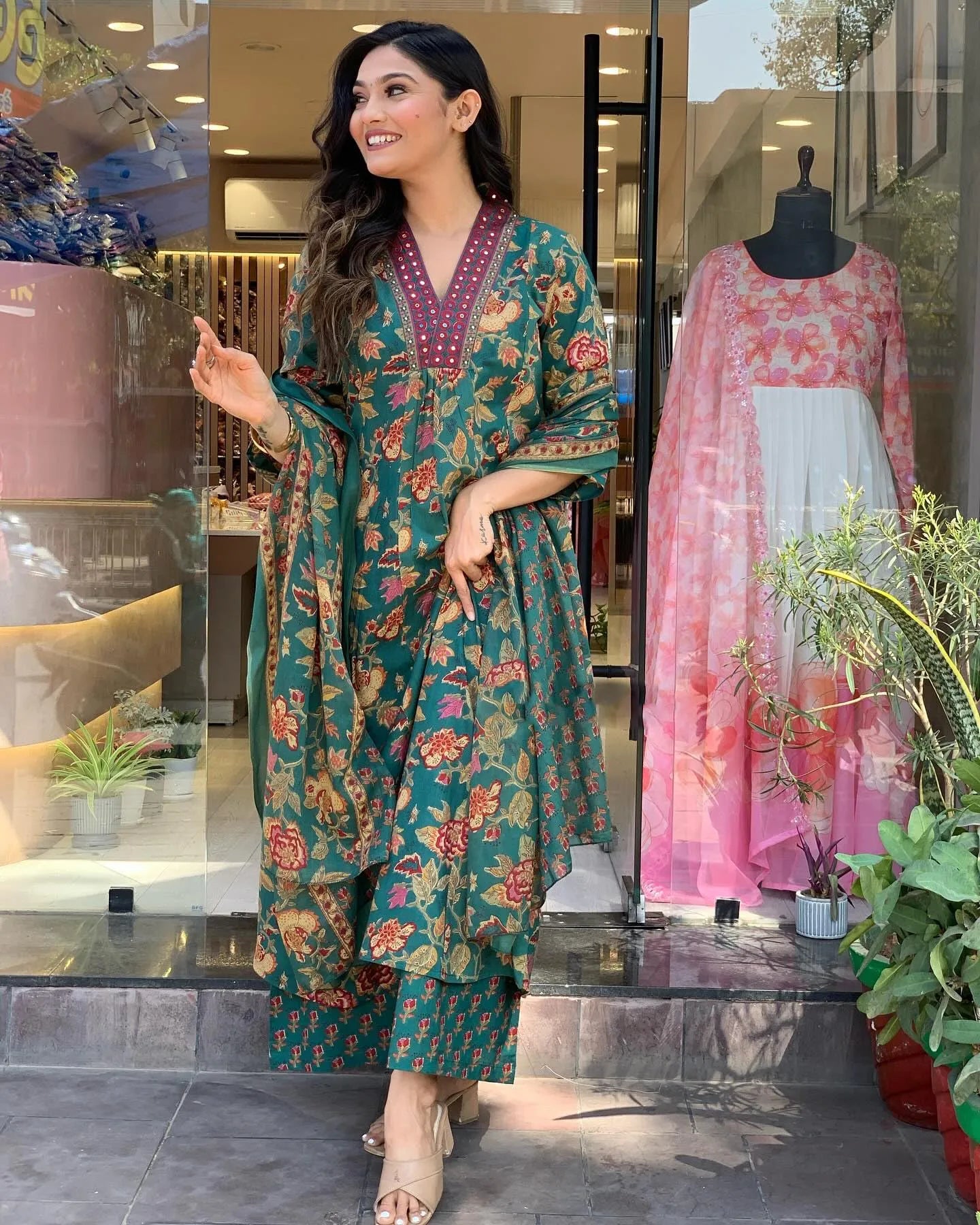 Dark Green Motifs Viscose V-Neckline Kurta Set